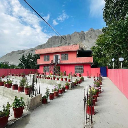LaaL Haveli Hotell Skardu Eksteriør bilde