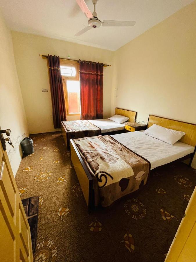 LaaL Haveli Hotell Skardu Eksteriør bilde